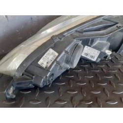 Recambio de faro derecho para peugeot 407 sw st confort pack referencia OEM IAM 0301213274 1307329095 CENTRALITA 