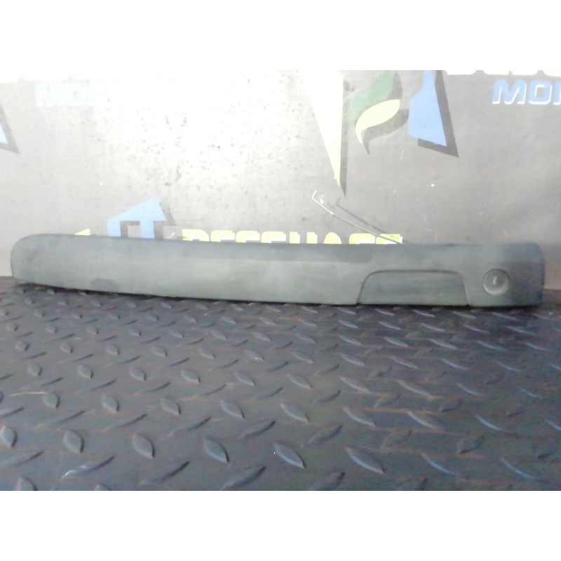 Recambio de maneta exterior porton para dacia sandero 0.9 tce cat referencia OEM IAM 8200553159SV  