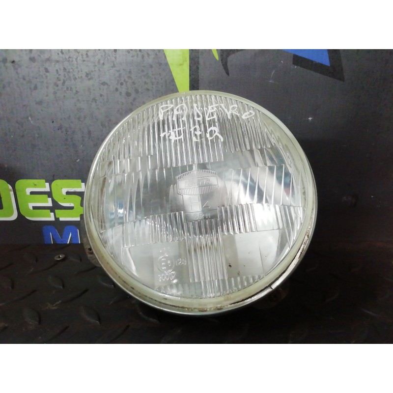 Recambio de faro izquierdo para mitsubishi montero (l040) 2.5 turbodiesel referencia OEM IAM 6R11  