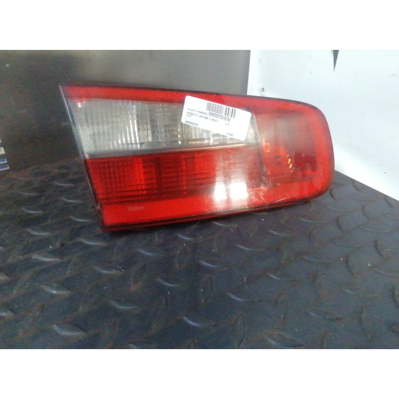 Recambio de piloto trasero derecho interior para renault laguna ii (bg0) referencia OEM IAM 8200002475  