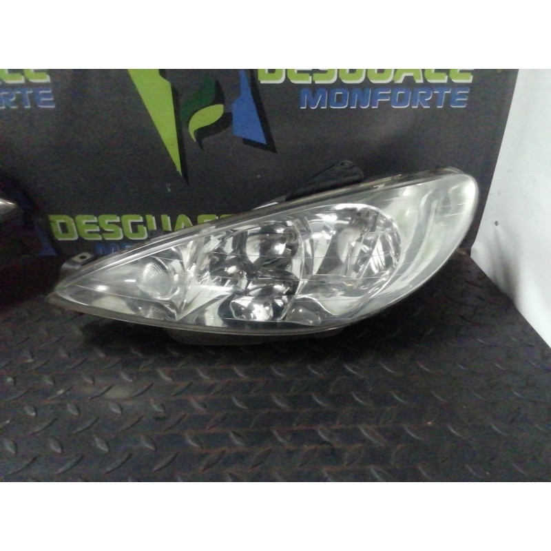 Recambio de faro izquierdo para peugeot 206 berlina xs referencia OEM IAM 9628666880  