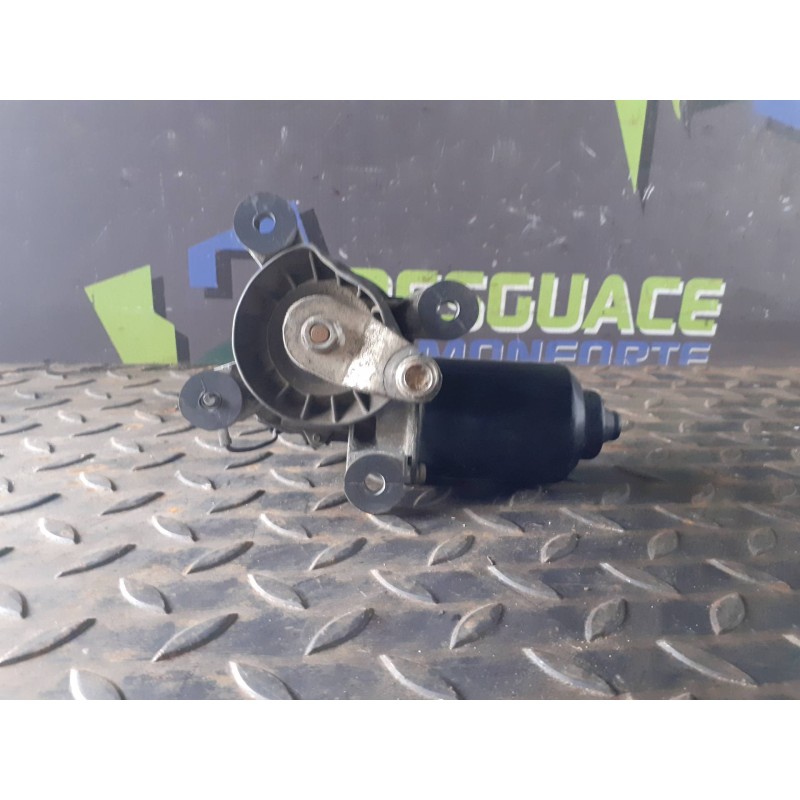 Recambio de motor limpia delantero para mitsubishi montero (l040) 2300 td (2-ptas.) referencia OEM IAM   