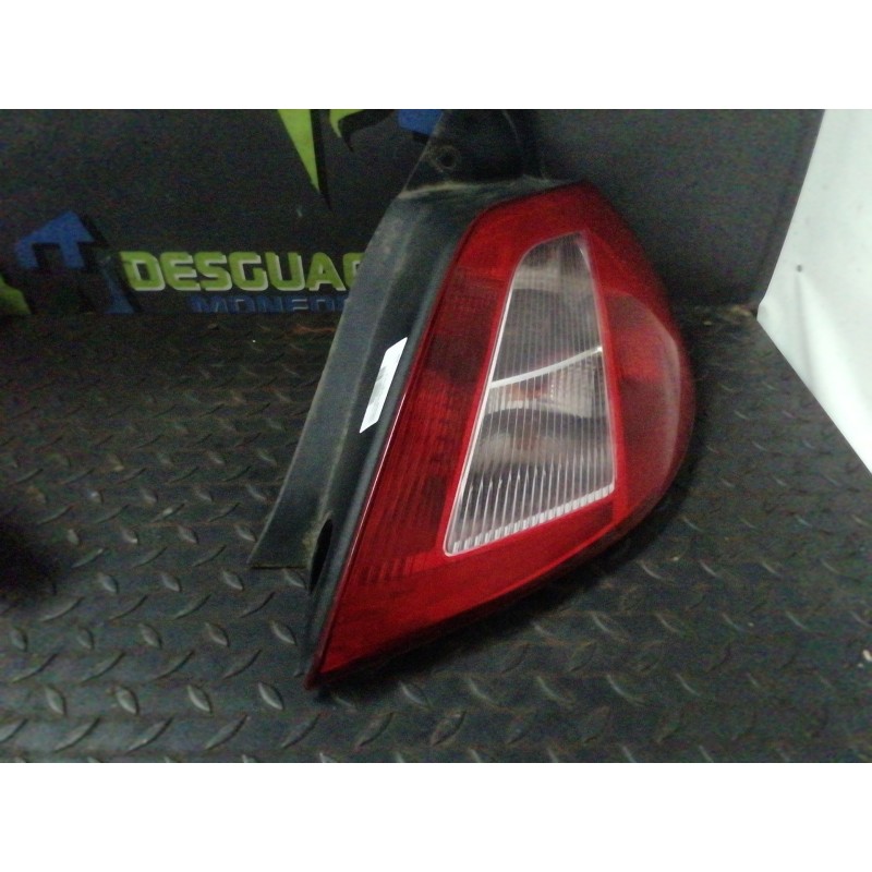 Recambio de piloto trasero derecho para renault megane ii berlina 5p authentique referencia OEM IAM 8200073237  