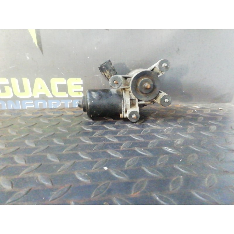 Recambio de motor limpia delantero para daewoo nubira berlina 1.6 cat referencia OEM IAM 13451  