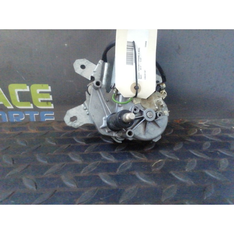 Recambio de motor limpia trasero para nissan terrano/terrano.ii (r20) sport referencia OEM IAM 0390201561  