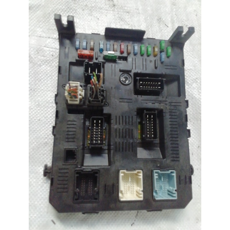 Recambio de caja reles / fusibles para citroën c5 berlina premier (e) referencia OEM IAM 9658158780  