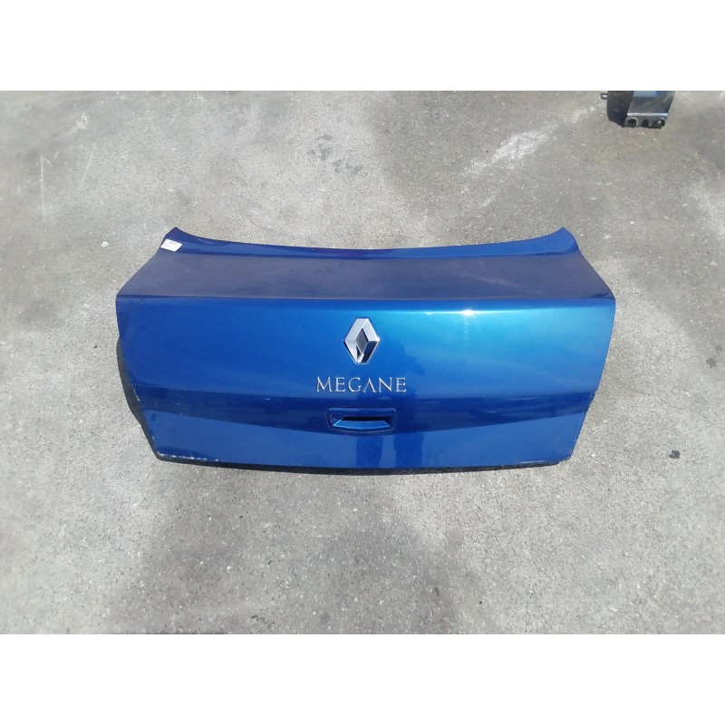Recambio de porton trasero para renault megane ii classic berlina confort authentique referencia OEM IAM 7751474292  