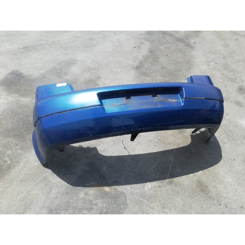 Recambio de paragolpes trasero para renault megane ii classic berlina confort authentique referencia OEM IAM 8200368372  