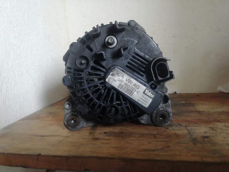 ALTERNADOR 06F903023C TG14C011 2542695B