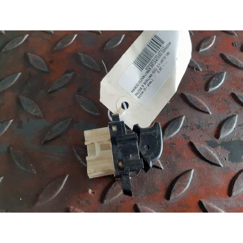 Recambio de mando elevalunas delantero derecho para mazda 6 berlina (gg) 2.0 crtd 120 active (5-ptas.) referencia OEM IAM   