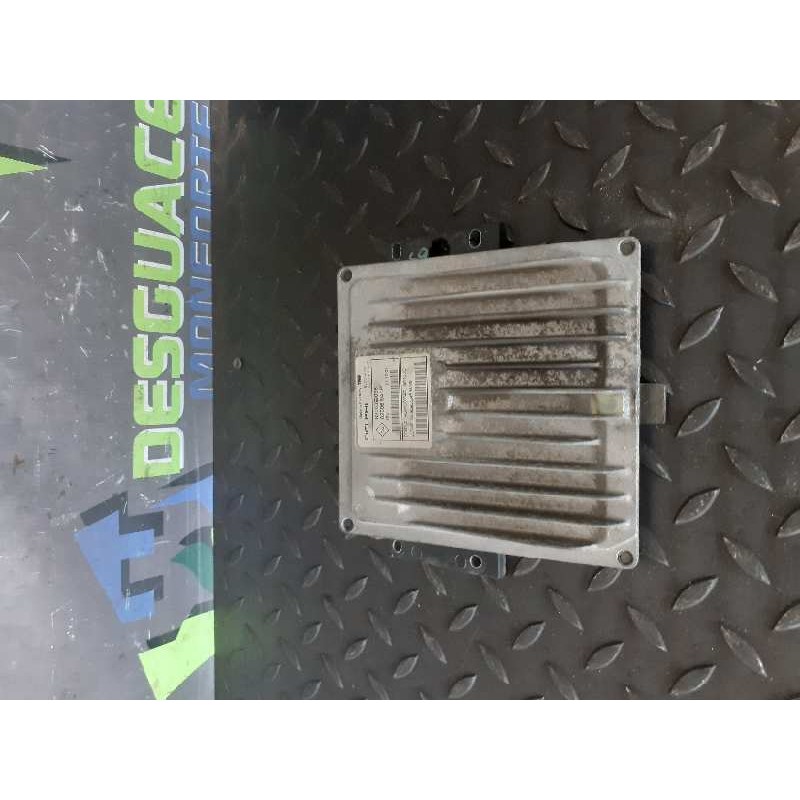 Recambio de centralita motor uce para renault clio iii confort dynamique referencia OEM IAM 8200399038 8200619409 