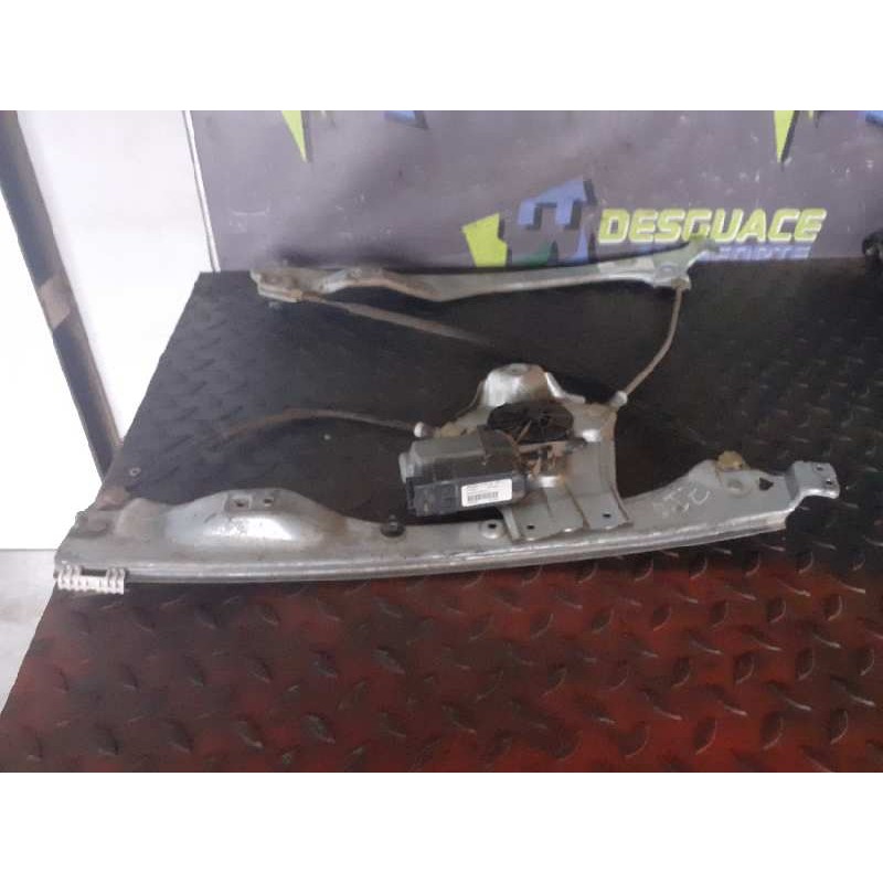 Recambio de elevalunas delantero izquierdo para renault clio iii confort dynamique referencia OEM IAM 503620080119  
