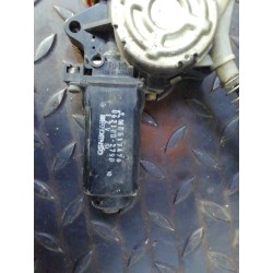 Recambio de elevalunas delantero derecho para mitsubishi montero (v20/v40) 3000 v6 glx (4-ptas.) referencia OEM IAM MB517476  