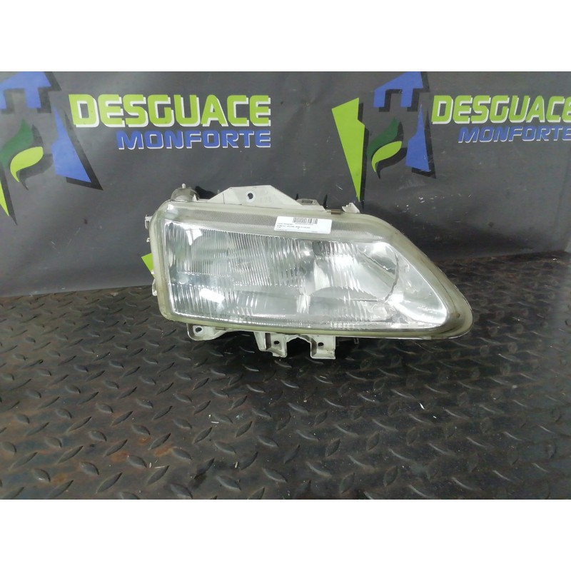 Recambio de faro derecho para renault laguna (b56) 2.0 anade referencia OEM IAM 7700820119  