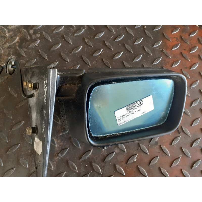 Recambio de retrovisor izquierdo para bmw serie 3 berlina (e36) 2.0 24v referencia OEM IAM E10117351  