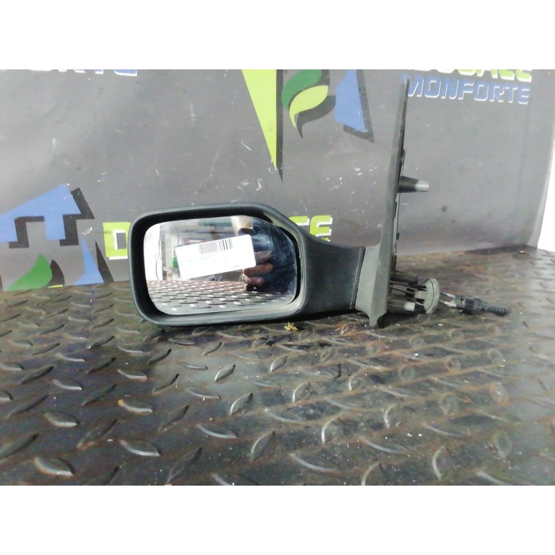 Recambio de retrovisor derecho para peugeot 106 (s1) 1.3 cat referencia OEM IAM : 8151Q8  
