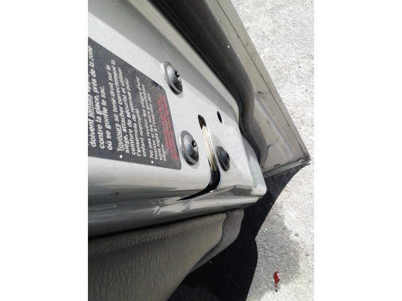 CERRADURA PUERTA DELANTERA DERECHA 05139424AB 