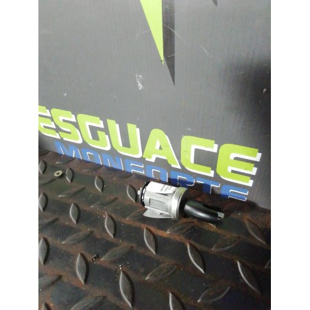 Recambio de antirrobo para ford fiesta (cbk) ambiente referencia OEM IAM M179A  