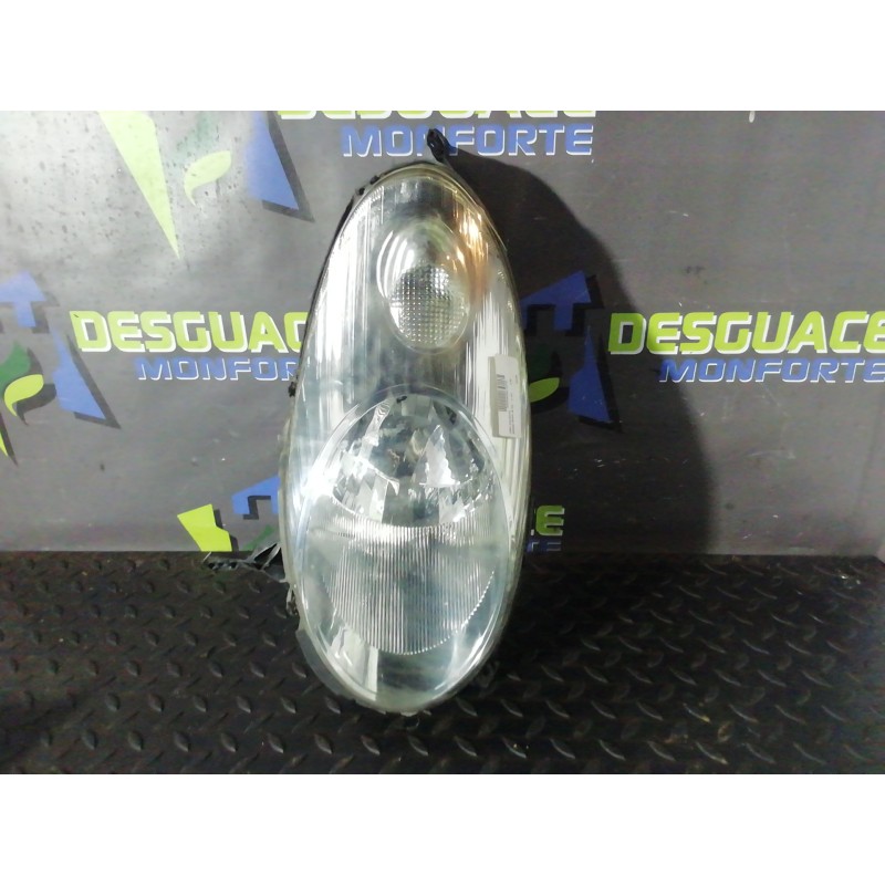 Recambio de faro izquierdo para nissan micra (k13) 1.2 cat referencia OEM IAM 26010AX700 89007102 