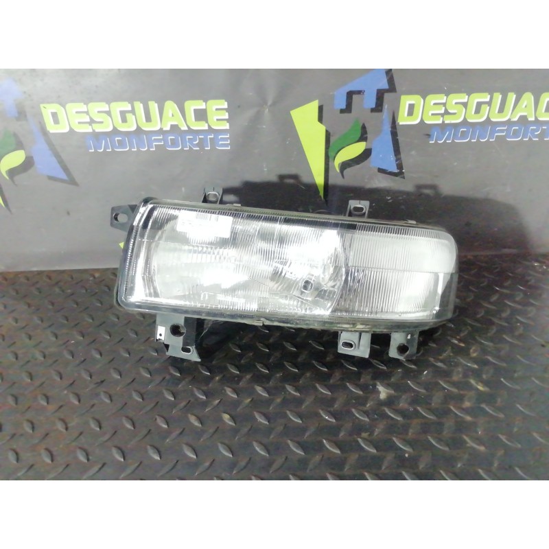 Recambio de faro izquierdo para renault master combi desde ´98 1.9 diesel referencia OEM IAM 38210748  