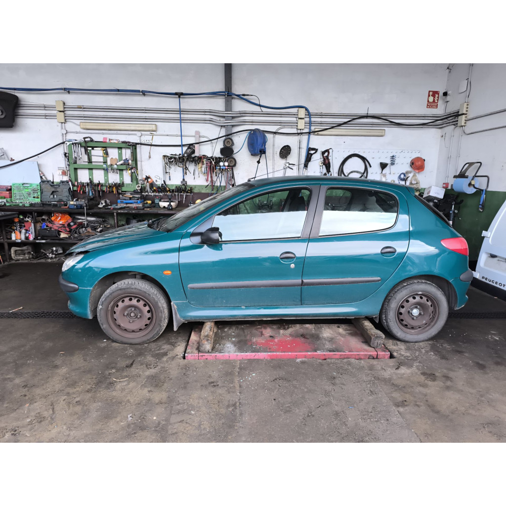 peugeot 206 hatchback (2a/c) del año 1999