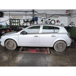 opel astra h classic hatchback (a04) del año 2009