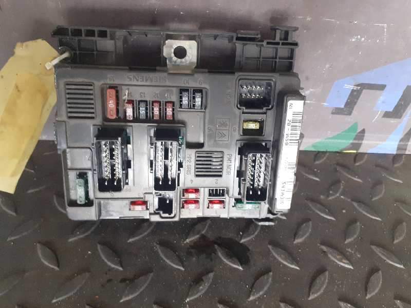 CAJA RELES / FUSIBLES 9643498980 BSM-B2 