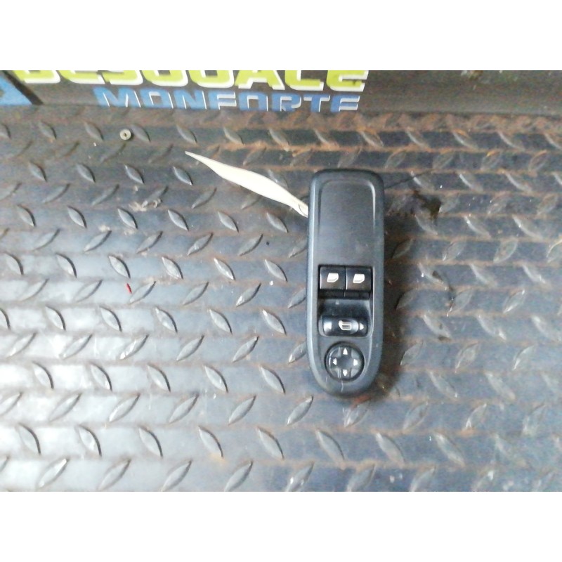 Recambio de mando elevalunas delantero izquierdo para peugeot 308 sport referencia OEM IAM 96565186XT  