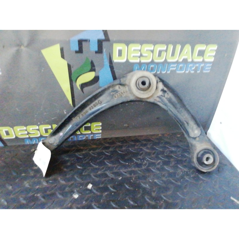 Recambio de brazo suspension inferior delantero izquierdo para peugeot 308 sport referencia OEM IAM 833548  