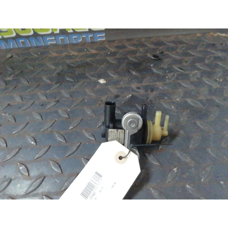 Recambio de valvula aire adicional para seat leon (5f1) style referencia OEM IAM 04L131051F  