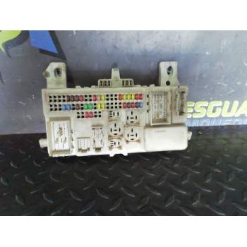 CAJA RELES / FUSIBLES BP8F66730H 