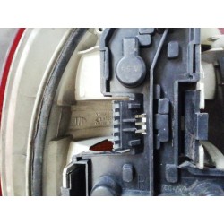 Recambio de piloto trasero derecho para opel corsa b swing referencia OEM IAM 45022  