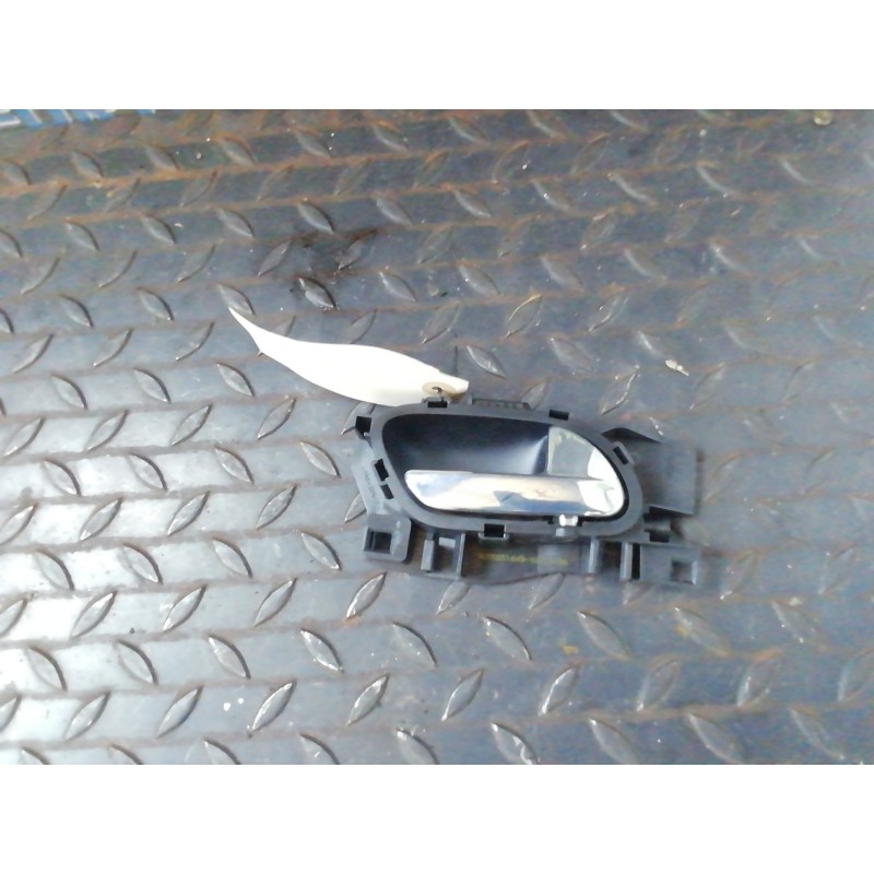 Recambio de maneta interior delantera derecha para citroën c4 picasso exclusive plus referencia OEM IAM 96555516VD  