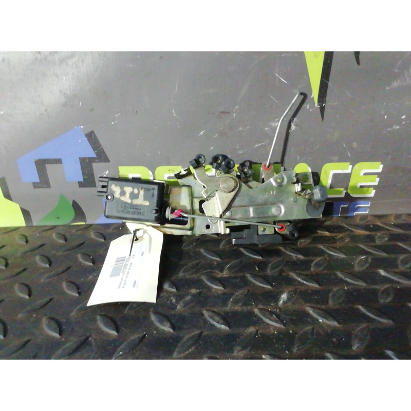 Recambio de cerradura puerta lateral izquierda para peugeot partner (s1) break referencia OEM IAM 558649  