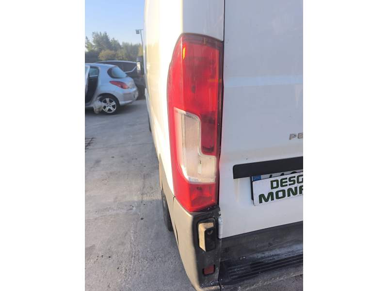 PILOTO TRASERO IZQUIERDO 1606664080 