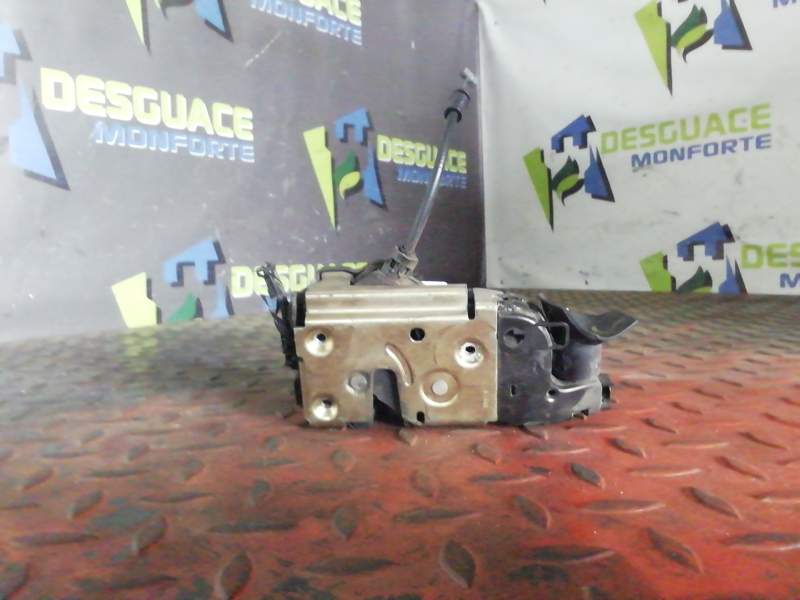 CERRADURA PUERTA DELANTERA IZQUIERDA 
