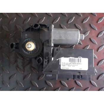 MOTOR ELEVALUNAS TRASERO IZQUIERDO 8E0959801A 105848108 0130821767