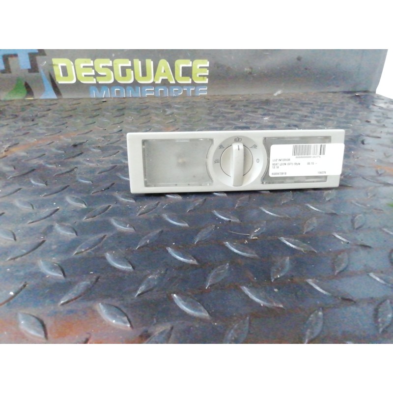 Recambio de luz interior para seat leon (5f1) style referencia OEM IAM 6Q0947291B  
