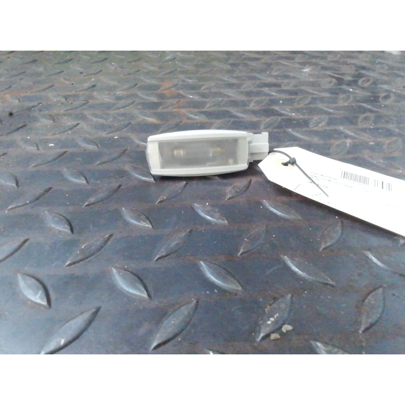 Recambio de luz interior para seat leon (5f1) style referencia OEM IAM 1K0947109  