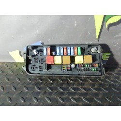 Recambio de caja reles / fusibles para opel vectra c berlina 2.0 dti referencia OEM IAM 13170900 519065106 
