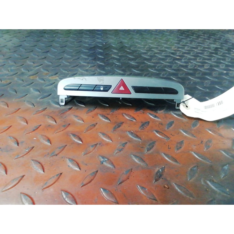 Recambio de warning para peugeot 308 sport referencia OEM IAM 9659417177  