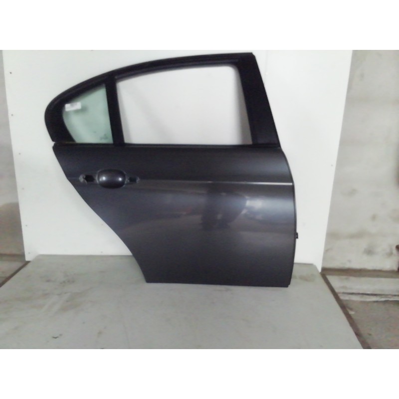 Recambio de puerta trasera derecha para bmw serie 3 berlina (e90) 320d referencia OEM IAM   