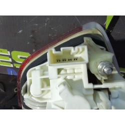 Recambio de piloto trasero izquierdo interior para bmw serie 3 berlina (e90) 320d referencia OEM IAM 6937459  