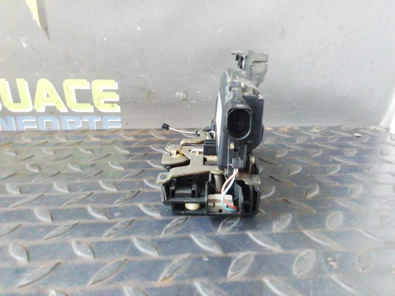 CERRADURA PUERTA TRASERA DERECHA 3B4839016A 