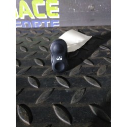 Recambio de mando elevalunas delantero derecho para dacia duster laureate 4x4 referencia OEM IAM 602227  