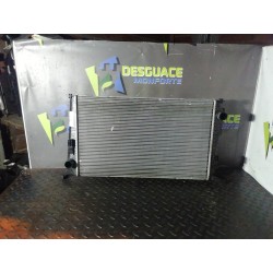 Recambio de radiador agua para dacia duster laureate 4x4 referencia OEM IAM 8200880550 8200880550B 