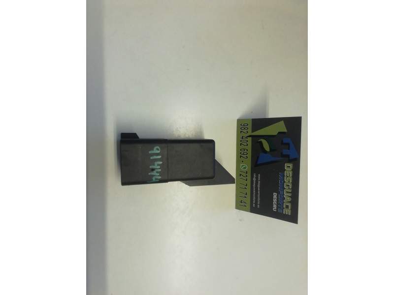 CAJA PRECALENTAMIENTO 038907281D 0281003038 