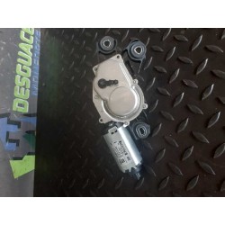 Desguace MonforteMOTOR LIMPIA TRASERO 6J4955711A SEATMotor limpia trasero|Desguace Monforte