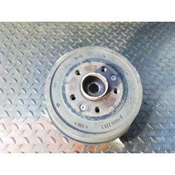 Recambio de mangueta trasera derecha para dacia duster laureate 4x4 referencia OEM IAM 432062422R  