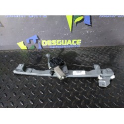 Recambio de elevalunas delantero derecho para dacia duster laureate 4x4 referencia OEM IAM 82007338280  